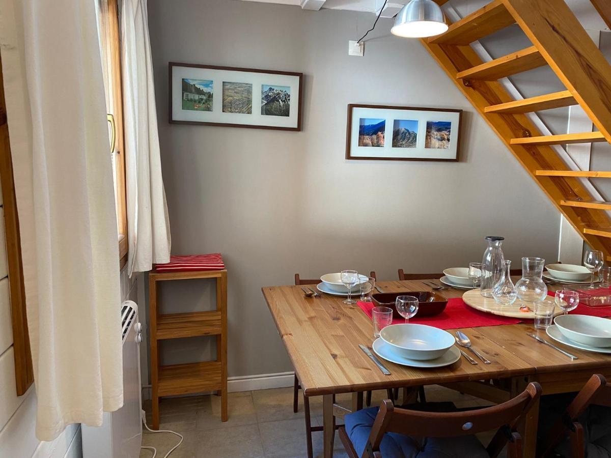 Acogedora Buardilla Duplex 6 Pax Apartment Incles Bagian luar foto