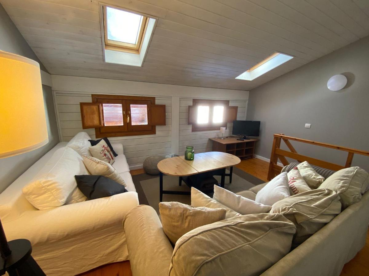 Acogedora Buardilla Duplex 6 Pax Apartment Incles Bagian luar foto