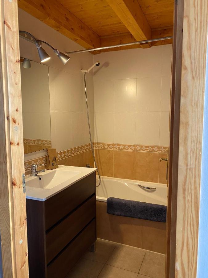 Acogedora Buardilla Duplex 6 Pax Apartment Incles Bagian luar foto